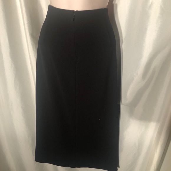 Black Vince Camuto side flounce midi skirt - Picture 5 of 6